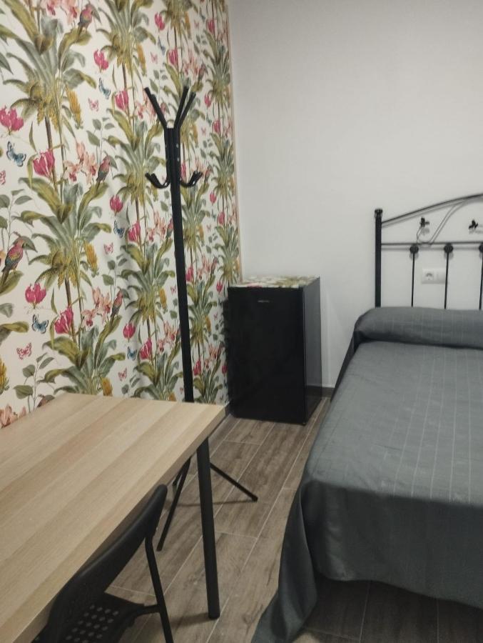 Cervantes Rooms كاديز المظهر الخارجي الصورة